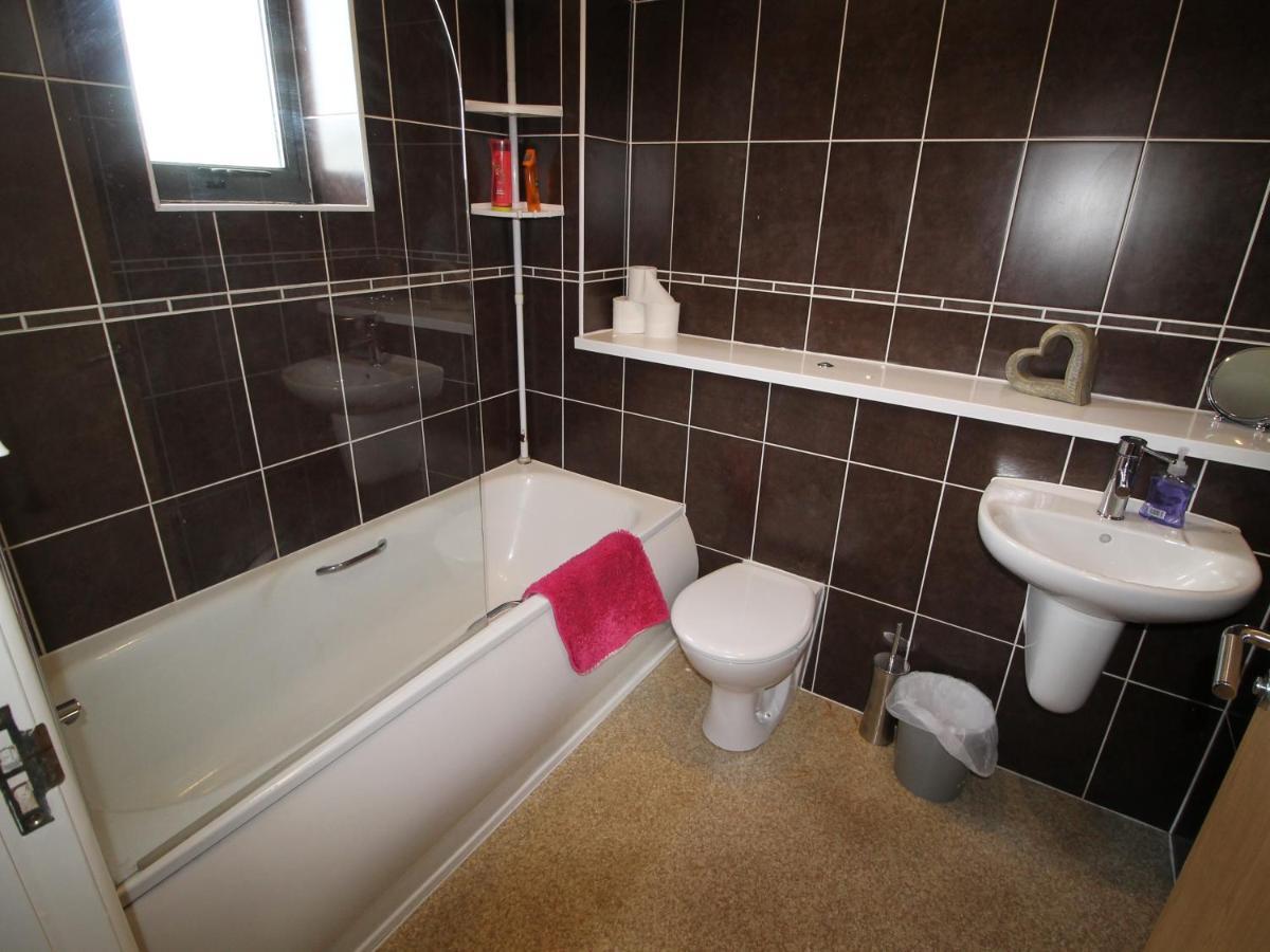 Radyr Place Apartments By Cardiff Holiday Homes Екстер'єр фото